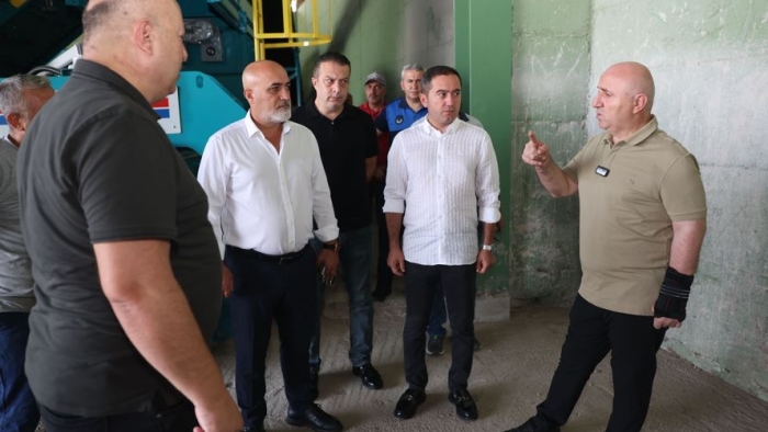 DARICA BELEDİYESİ, GÜNLÜK 70 TON KAPASİTELİ GERİ DÖNÜŞÜM TESİSİ KURUYOR